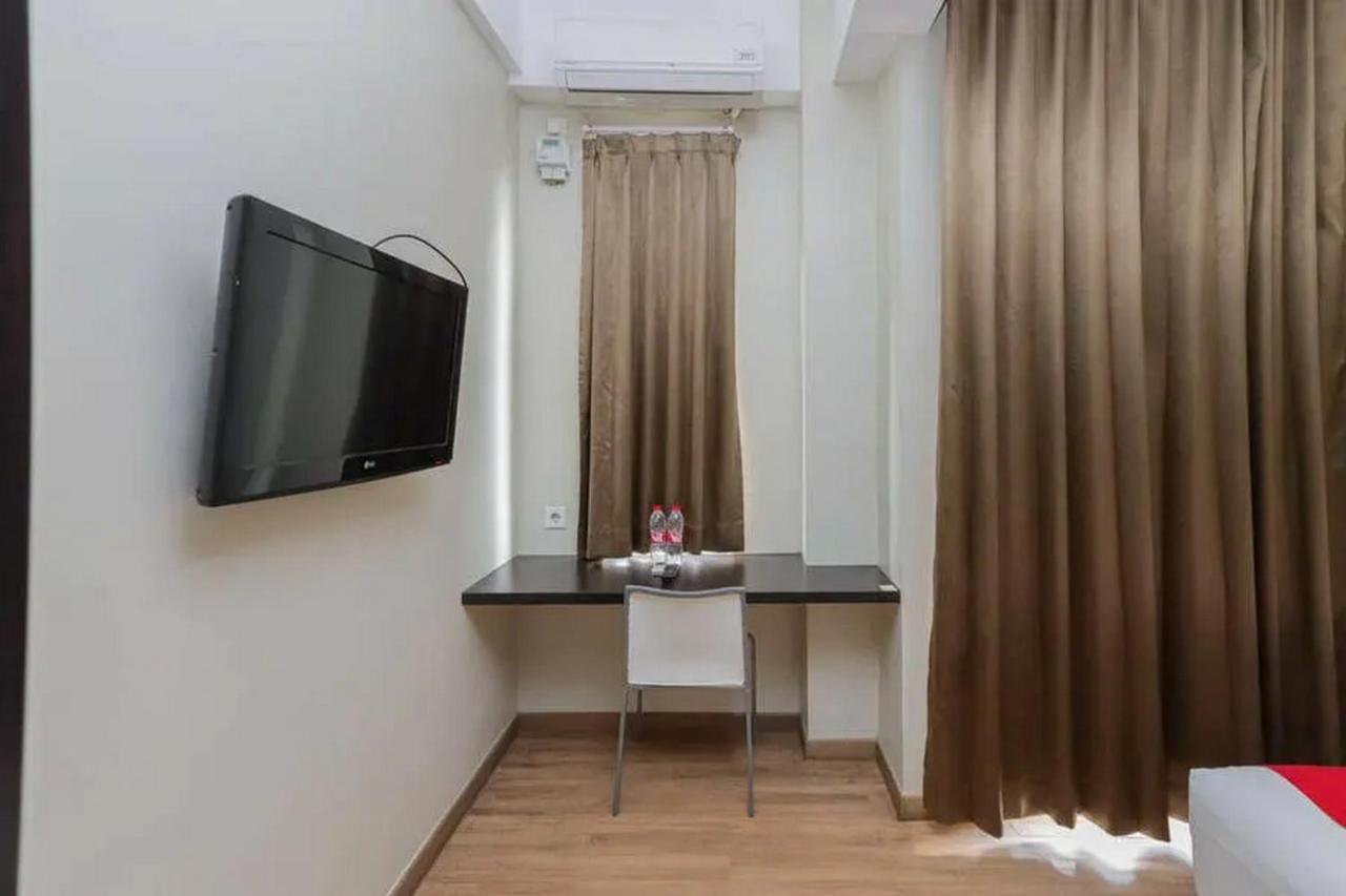 Collection O 91288 Chrysant Premiere Residence Malang Extérieur photo